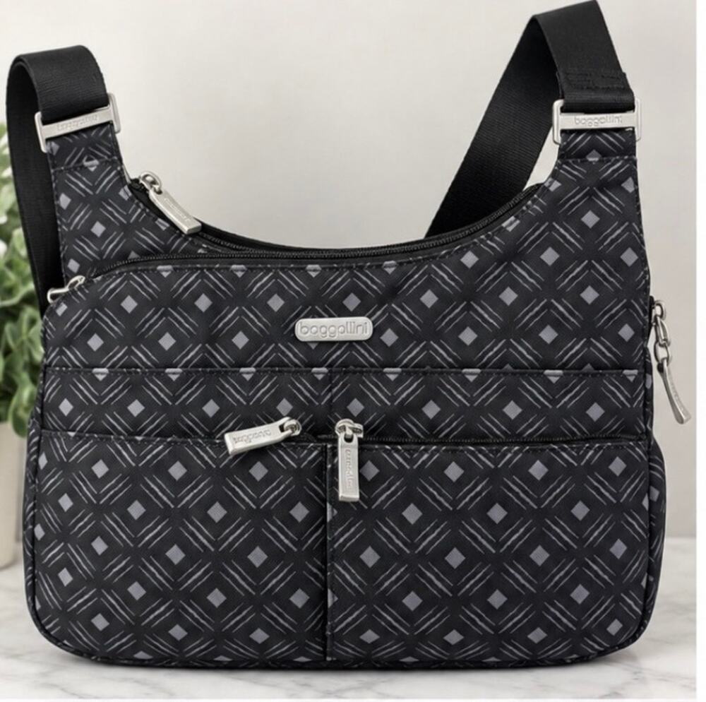 Baggallini Crossbody Shoulder Bag Black Gray Geometric Multi Pocket Travel Purse